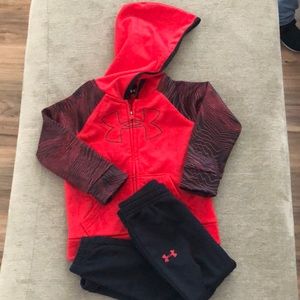Underarmour sweatsuit 24m